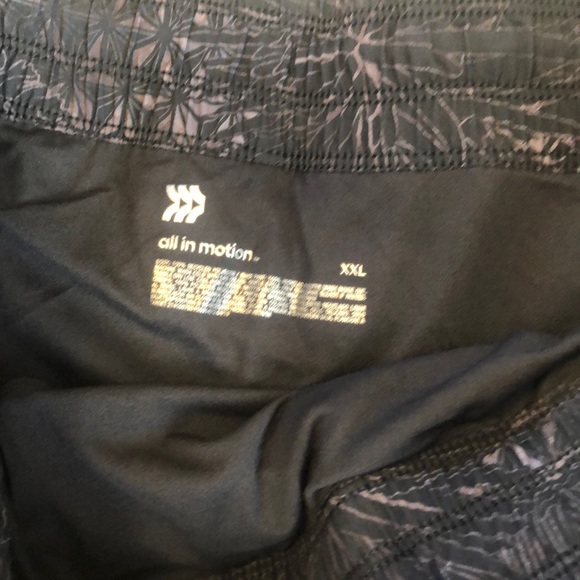 All In Motion Shorts - Picture 3 of 4